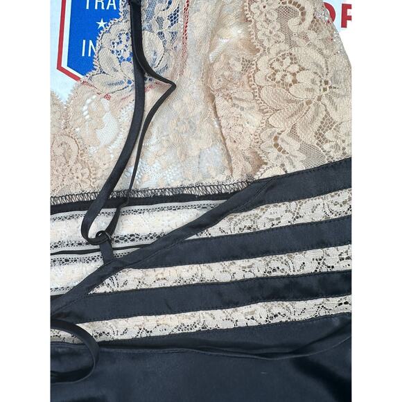 Victoria's Secret Silk Cami Lingerie - Medium, NWT - Picture 6 of 10